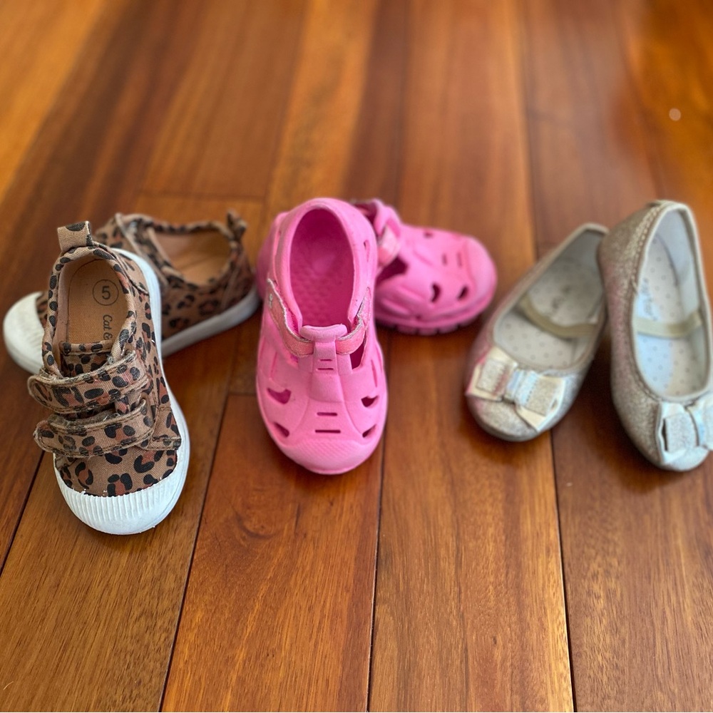 Lot of toddler girls shoes size 4 & 5